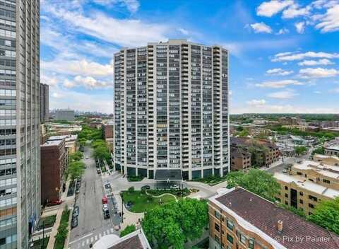 3930 N Pine Grove Avenue, Chicago, IL 60613