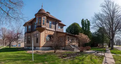 903 Oak Street, Osage, IA 50461