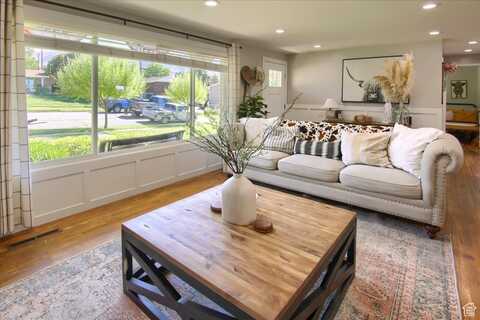 3095 N 275 E, North Ogden, UT 84414