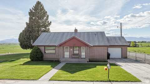 1508 S 2400 E, Preston, ID 83263