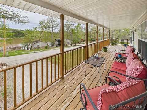 34 Glenmeadows Court, Linn Creek, MO 65052