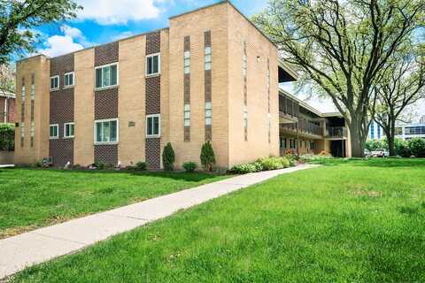 1017 Peterson Avenue, Park Ridge, IL 60068