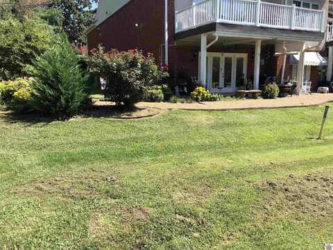1139 Augusta Dr, Mayfield, KY 42066