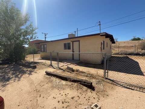 16827 Batson Road, Victorville, CA 92395