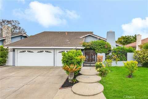 17830 Winterberry Street, Fountain Valley, CA 92708