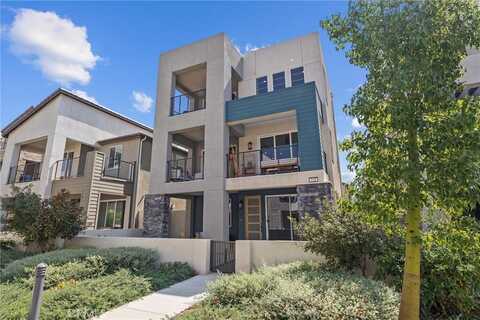 128 Pattern, Irvine, CA 92618