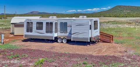14 Co Rd 3398, Vernon, AZ 85940