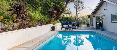 28068 Santona Drive, Rancho Palos Verdes, CA 90275
