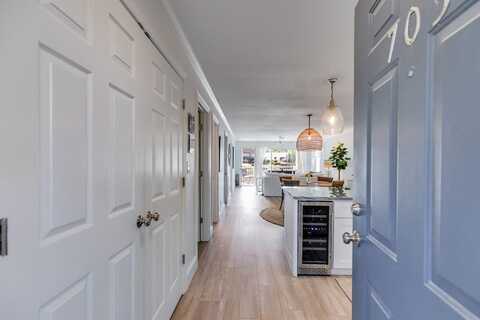 705 Berry Court, Carrollton, GA 30180