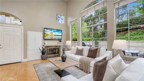 71 Tierra Plano, Rancho Santa Margarita, CA 92688