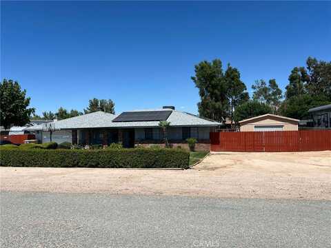 7477 Corona Avenue, Hesperia, CA 92345