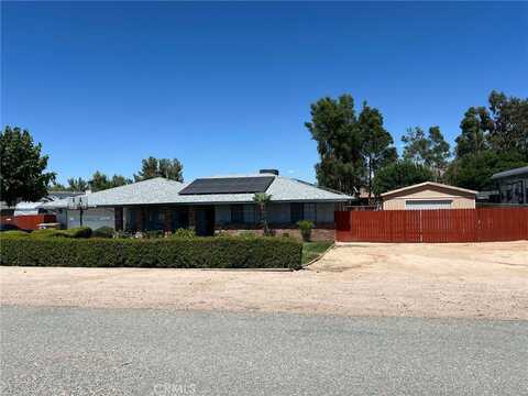 7477 Corona Avenue, Hesperia, CA 92345