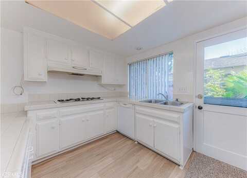 2726 W Orion Avenue, Santa Ana, CA 92704