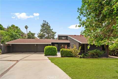 27411 Santa Fe Street, Hemet, CA 92543