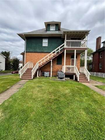 802 12th St, New Brighton, PA 15066