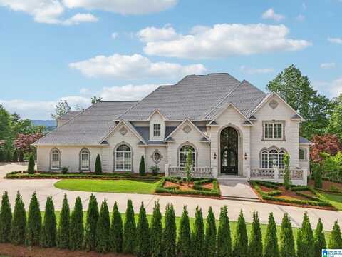 7016 FOUNDERS DRIVE, VESTAVIA HILLS, AL 35242