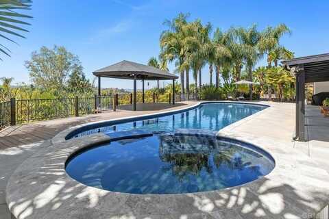 2085 Valley View Boulevard, El Cajon, CA 92019