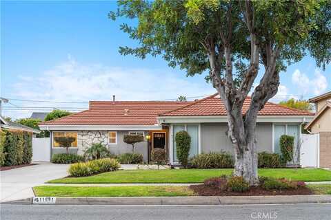 11671 Pine Street, Los Alamitos, CA 90720