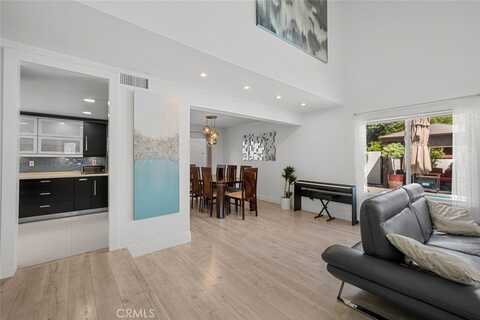 22835 Styles Street, Woodland Hills, CA 91367