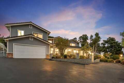11984 Paseo Fuerte, El Cajon, CA 92020