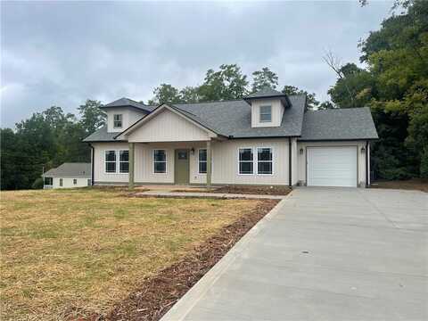405 E S 4th Street, Seneca, SC 29678