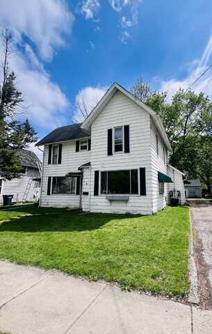 1003 Fletcher Street, Owosso, MI 48867