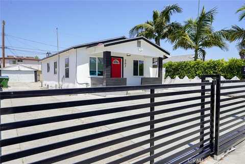 207 E 82nd Street, Los Angeles, CA 90003