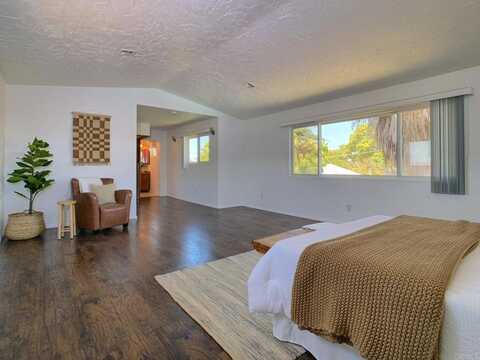 161 Twin Oaks Circle, Chula Vista, CA 91910