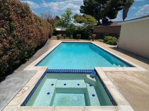 161 Twin Oaks Circle, Chula Vista, CA 91910