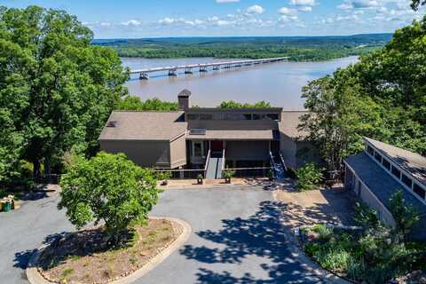 1 Rivers Edge Drive, Little Rock, AR 72227
