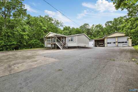702 Lyons Road, New Hope, AL 35760