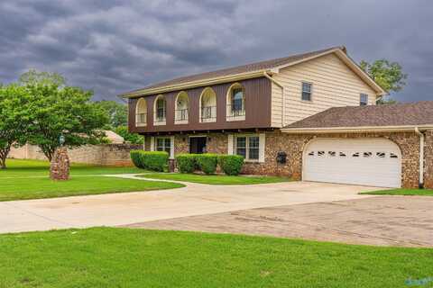 2005 Jackson Avenue, Muscle Shoals, AL 35661