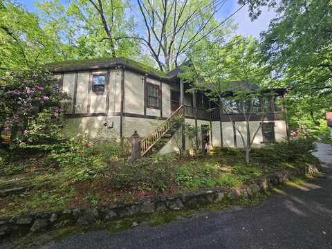 4 Mother Goose Village, Lookout Mountain, GA 30750