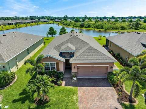 2158 HAWK RIVER DRIVE SW, VERO BEACH, FL 32962