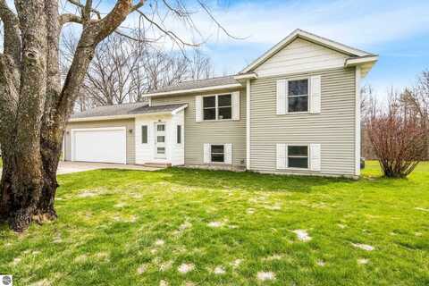 10093 BETSIE CREEK DRIVE, INTERLOCHEN, MI 49643