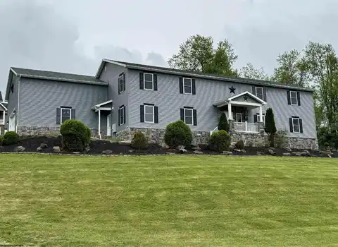 2 Franklin Farms Drive, Fairmont, WV 26554
