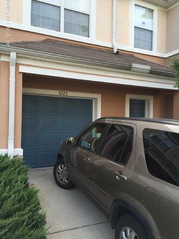 5723 PARKSTONE CROSSING Drive, Jacksonville, FL 32258