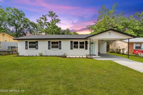 7415 JADE Drive N, Jacksonville, FL 32210
