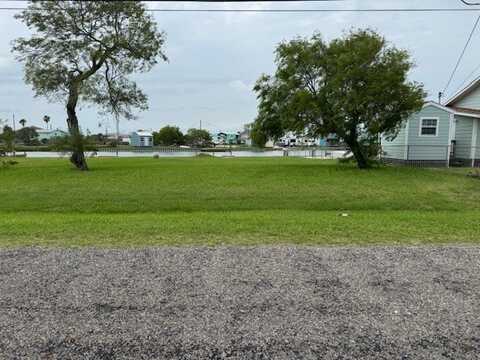 525 Copano Cove, Rockport, TX 78382