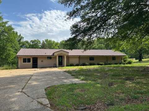 302 Pierce Town Road, Fulton, MS 38843