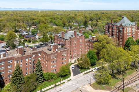 13415 Shaker Boulevard, Cleveland, OH 44120