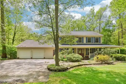 1630 Saint John Drive, Madison, OH 44057