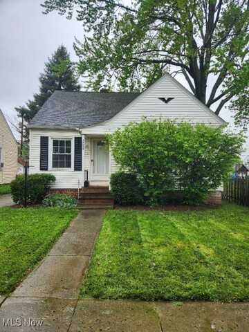 14035 Berwyn, Cleveland, OH 44111