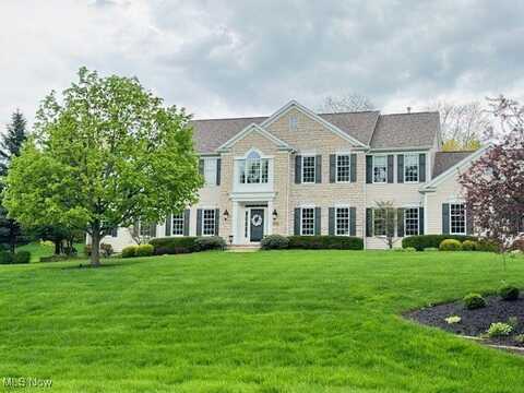 4134 Forest Ridge Drive, Richfield, OH 44286