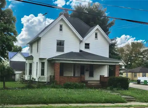 2245 Lincolnway W, Massillon, OH 44647