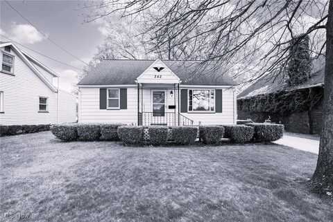 242 Roosevelt Avenue, Salem, OH 44460