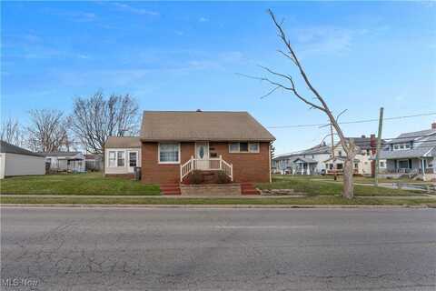 2606 Connecticut Avenue, Youngstown, OH 44509