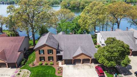 1819 Harbour Circle NW, Canton, OH 44708