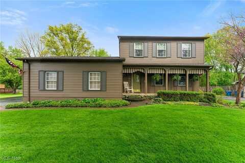 4789 Logan Arms Drive, Girard, OH 44505