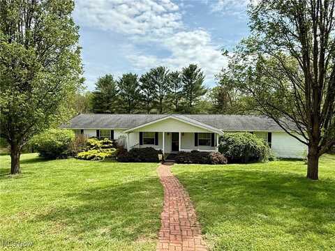 1060 Warren Chapel Rd, Fleming, OH 45729
